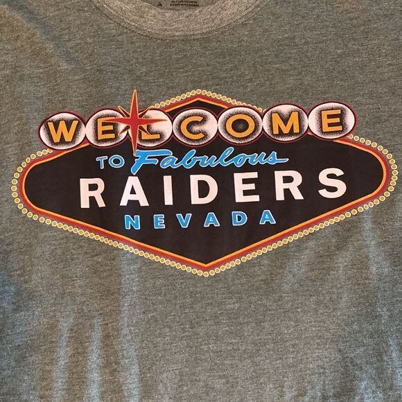 Raiders Las Vegas Logo Men’s Tee Shirt Size Medium - Picture 1 of 6